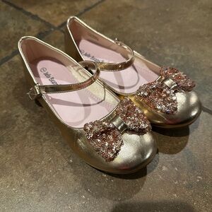 Rose gold Jelly Beans. Size 4